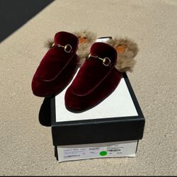 Real Gucci Loafer Mules Fur Maroon - With Box