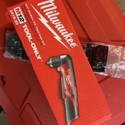 Milwaukee M12 Right Angle Drill 