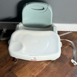 Safety 1st Easy Care Swing Tray Feeding Booster