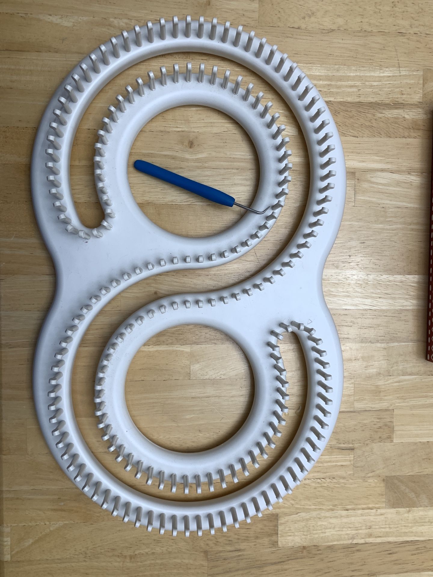 Loom S-shape