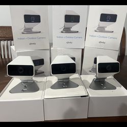 Xfinity XCAM2 SCHC2AEW HD Indoor Outdoor Security Camera with XW4 Power Adapter