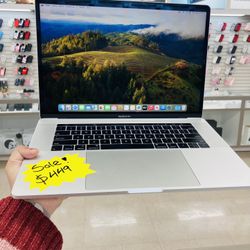 MacBook Pro 2019 16gb Ram 256gb SSD 