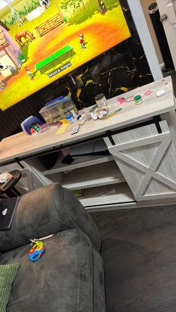 Tv stand
