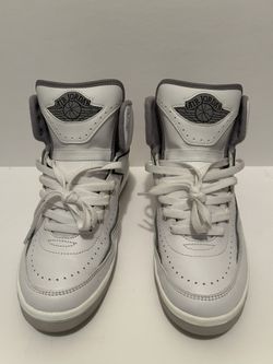 Jordan 2 Retro White Cement