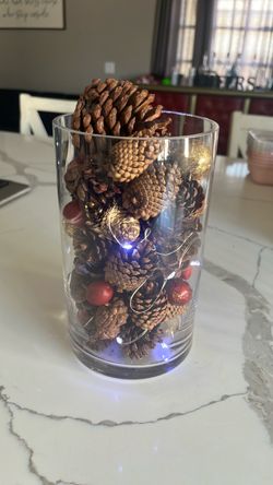 Christmas centerpiece $10