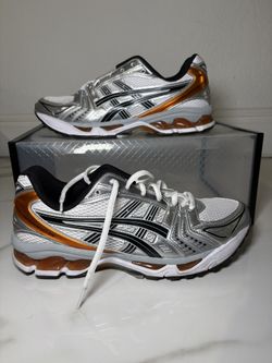 ASICS Gel-Kayano 14 – Silver / White / Brown – Size 8.5 🔥