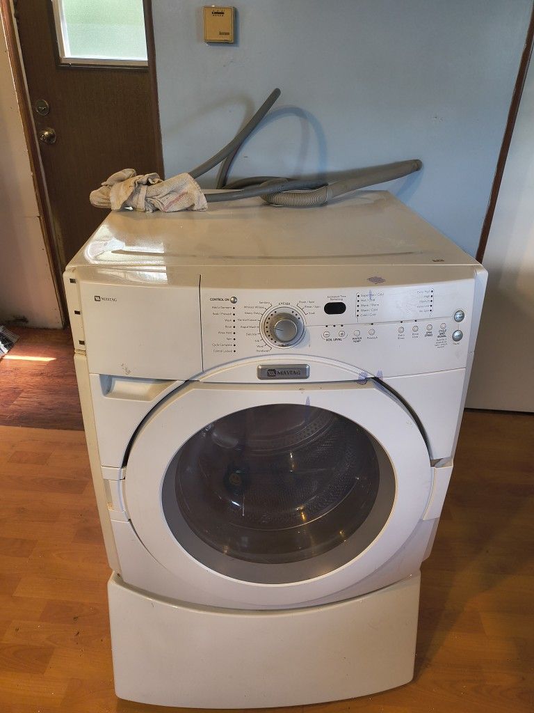 Used Maytag Front End Loader Washing Machine 