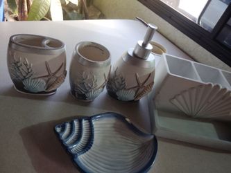 5 piece bathroom accessories