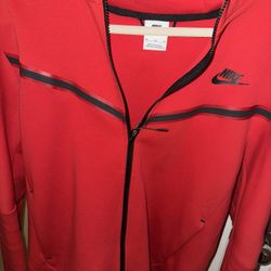 Red Nike Tech Size M