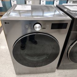 LG 7.3 ULTRA LARGE CAPACITY REAR CONTROL GAS DRYER W/ EASY LOAD DOOR & AI SENSING