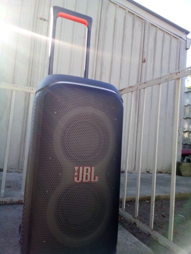 Partybox Stage 320 JBL Speaker Barely Used In Box