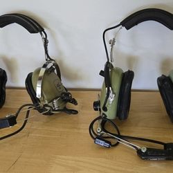 2 Vintage David Clark Headsets Model H10-30 Untested 