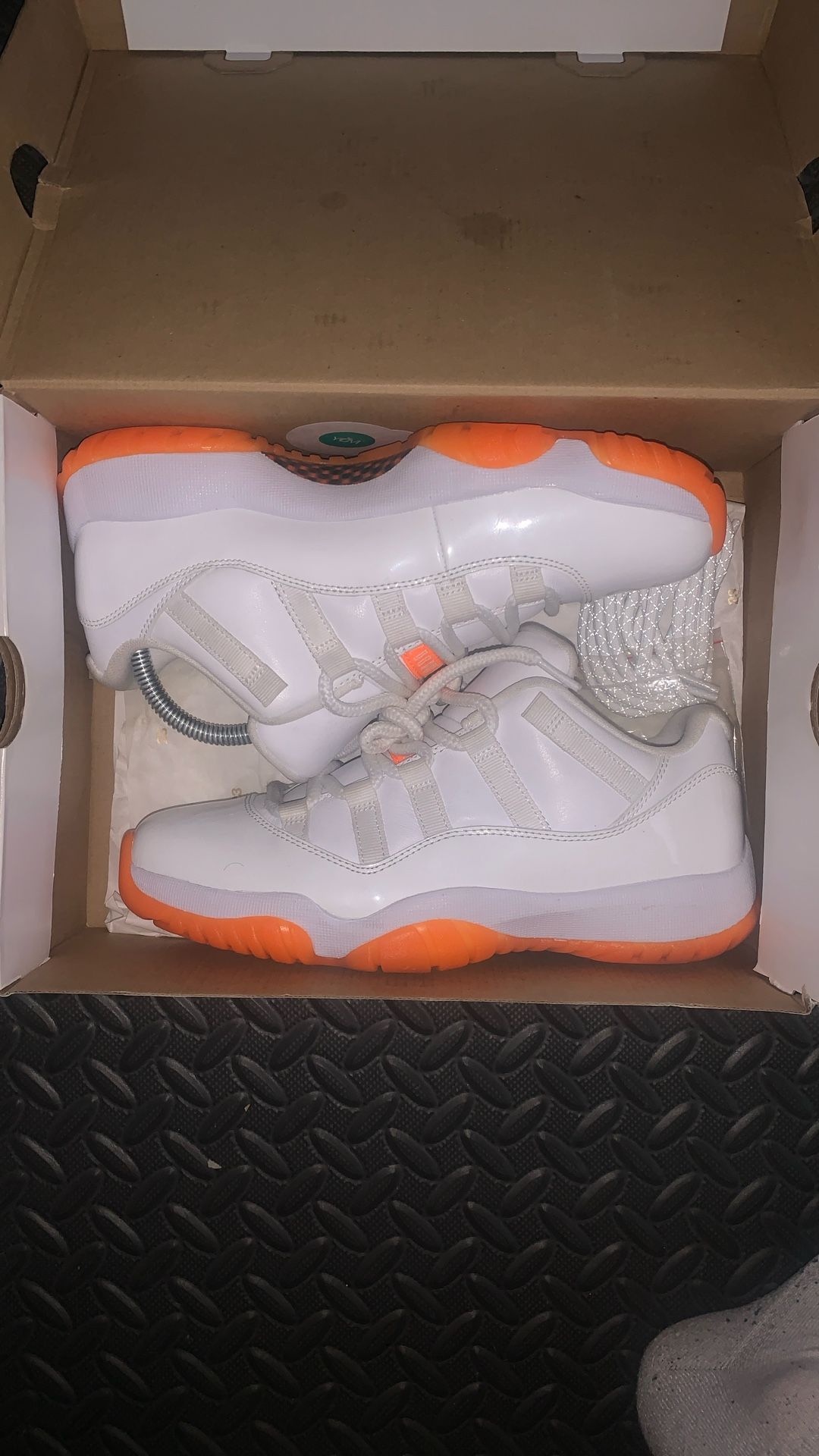 Women Air Jordan 11 Retro Low