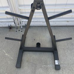 Weight Plates Rack.          30 Dollars 