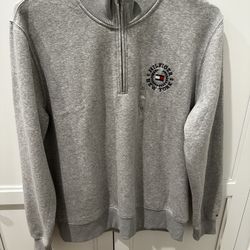 Size Xl Tommy Hilfiger pullover