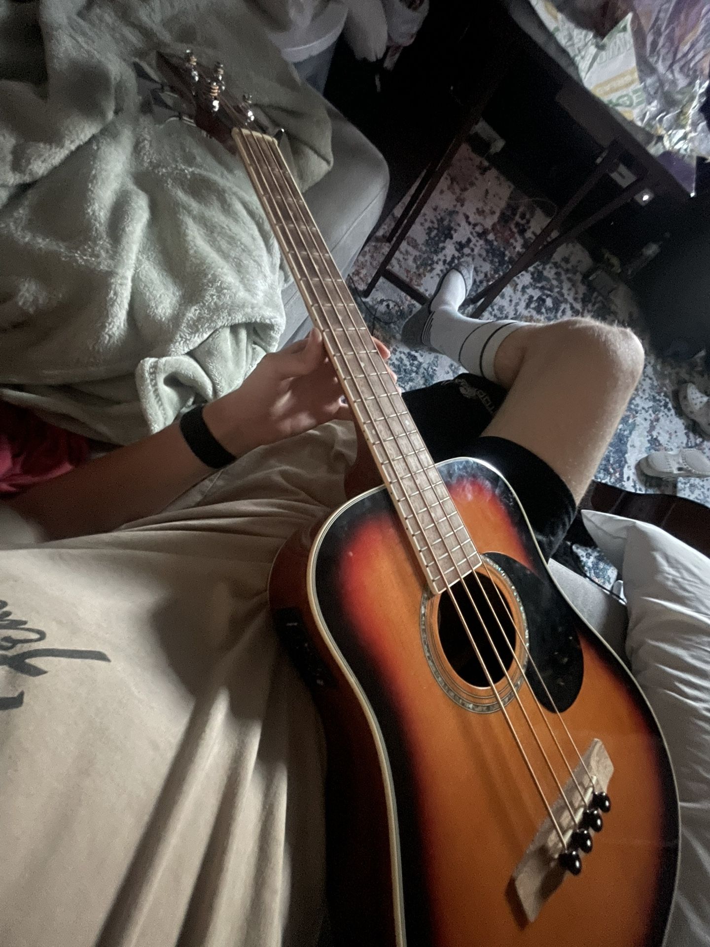 mitchell EZBSB short scale acoustic bass guitar