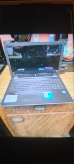 HP LAPTOP 🖥 COMPUTER  W/ INTEL CORE i3