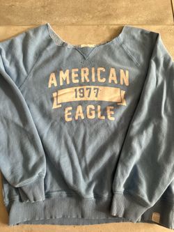 American Eagle crewneck