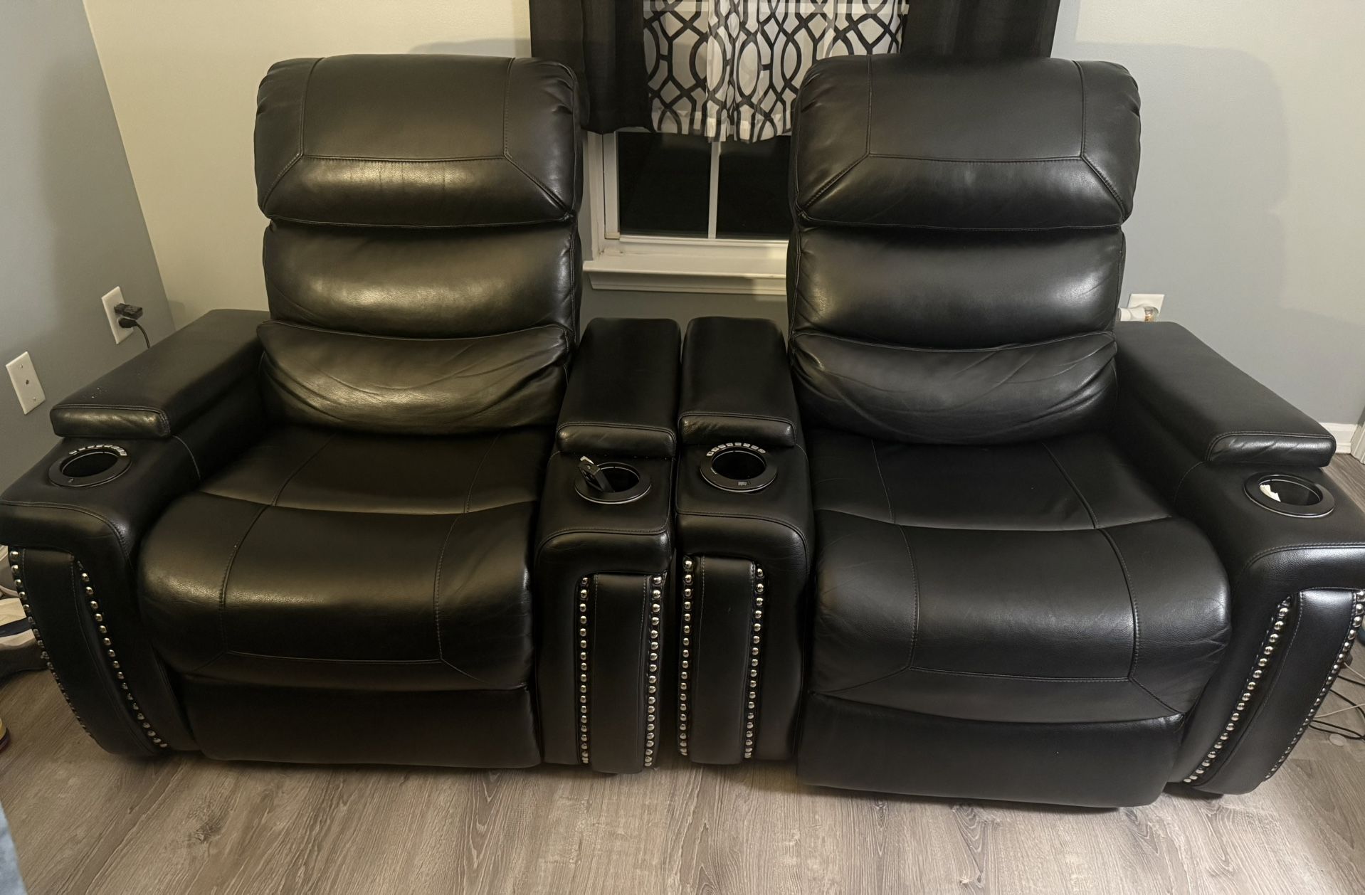 Black Jackson Triple-Power Electric Reclining Loveseat Chairs