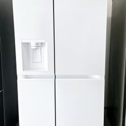White Side-By-Side LG Refrigerator.  Very good condition .