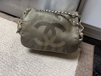 CHANEL GOLD, AUTHENTIC HANDBAG, PART OF THE SPECIAL EDITION
