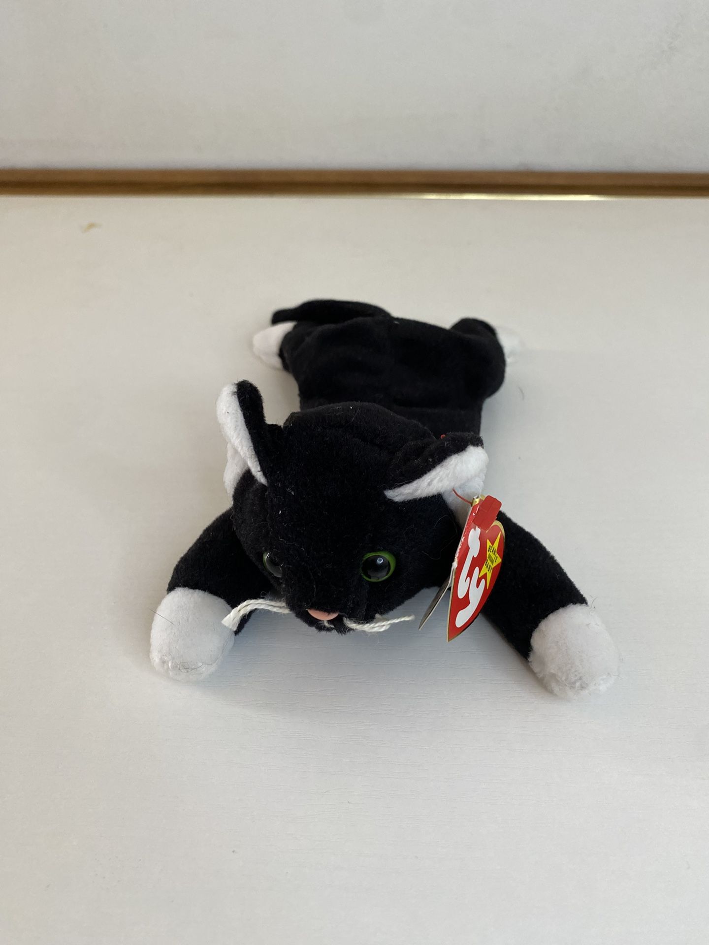Ty Beanie Baby - ZIP the Black & White Cat (8 Inch) Animal Stuffed Toy