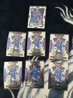 Kylian Mbappe Prizm World Cup / select road to World Cup soccer cards