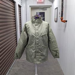 Adirondack Trading Company Men's Medium Light Green Faux Fur Lined Nylon Coat Vintage
