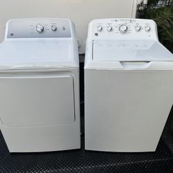 GE Washer And Dryer Like New 