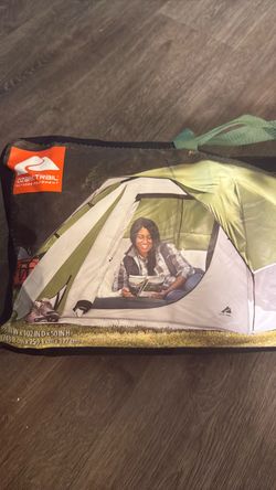 Ozark Trail 4-Person Clip & Camp Dome Tent – Like New (Used Only Once)