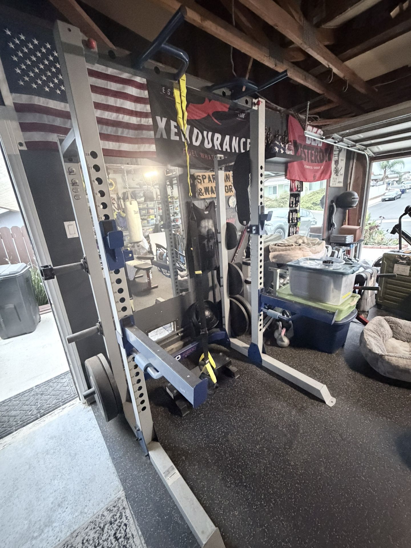 Squat rack / Power Rack
