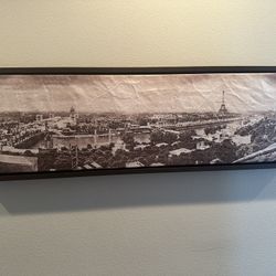 Paris Canvas print - Framed