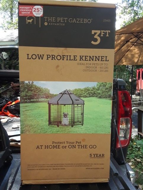 Dog Kennel BRAND New In The Box