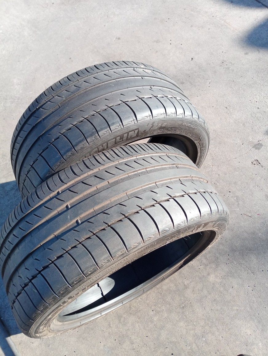 Michelin Tire 255 40 18" With 80%