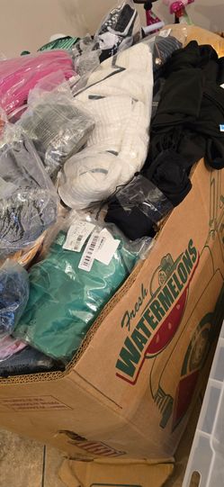 Pallet of brand new clothing temu/amz
