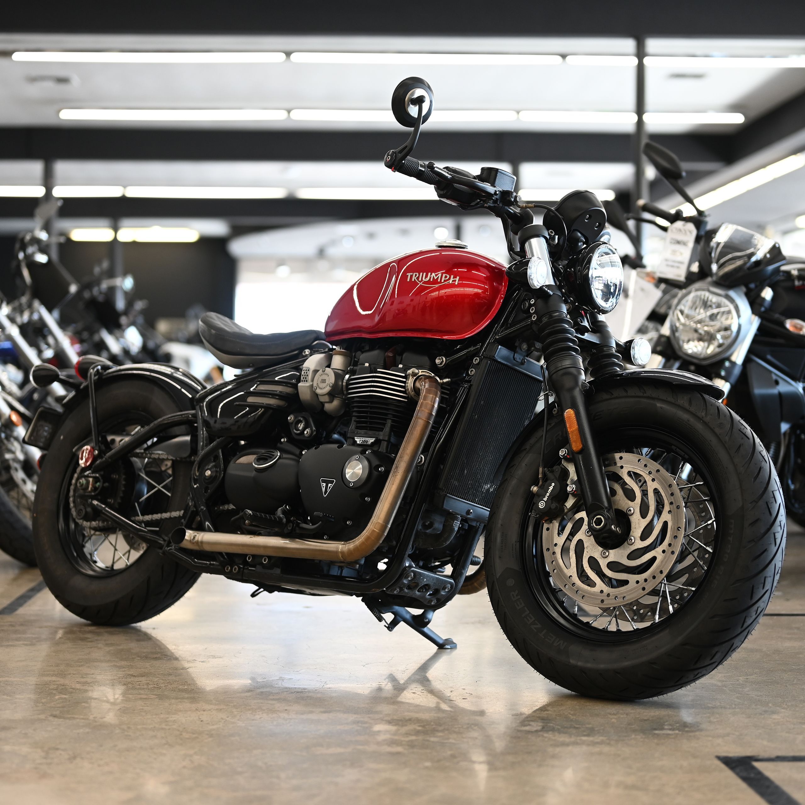 2023 TRIUMPH BONNEVILLE BOBBER