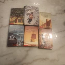 The Chronicles Of Narina Collection 