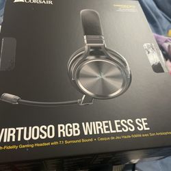 Corsair Virtuoso Headphones With Extra Ear Pads