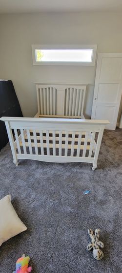 Bed For Sale Size Is Full