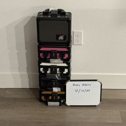 Sports Cards/tcg Carrying Cases By Zion - Holds 25 Slabs 