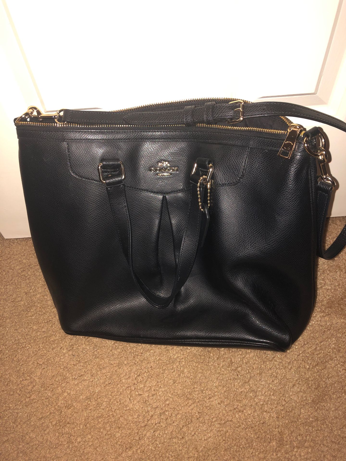 LEATHER COACH BAG