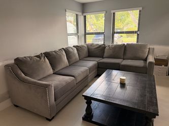 Grey Sectional - great condition