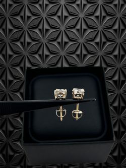 Lab-Grown Certified Earring In 14k yellow Gold 