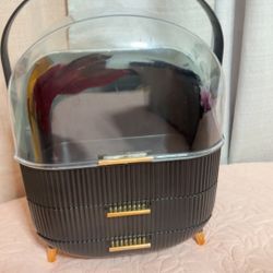 Makeup /jewelry Case 