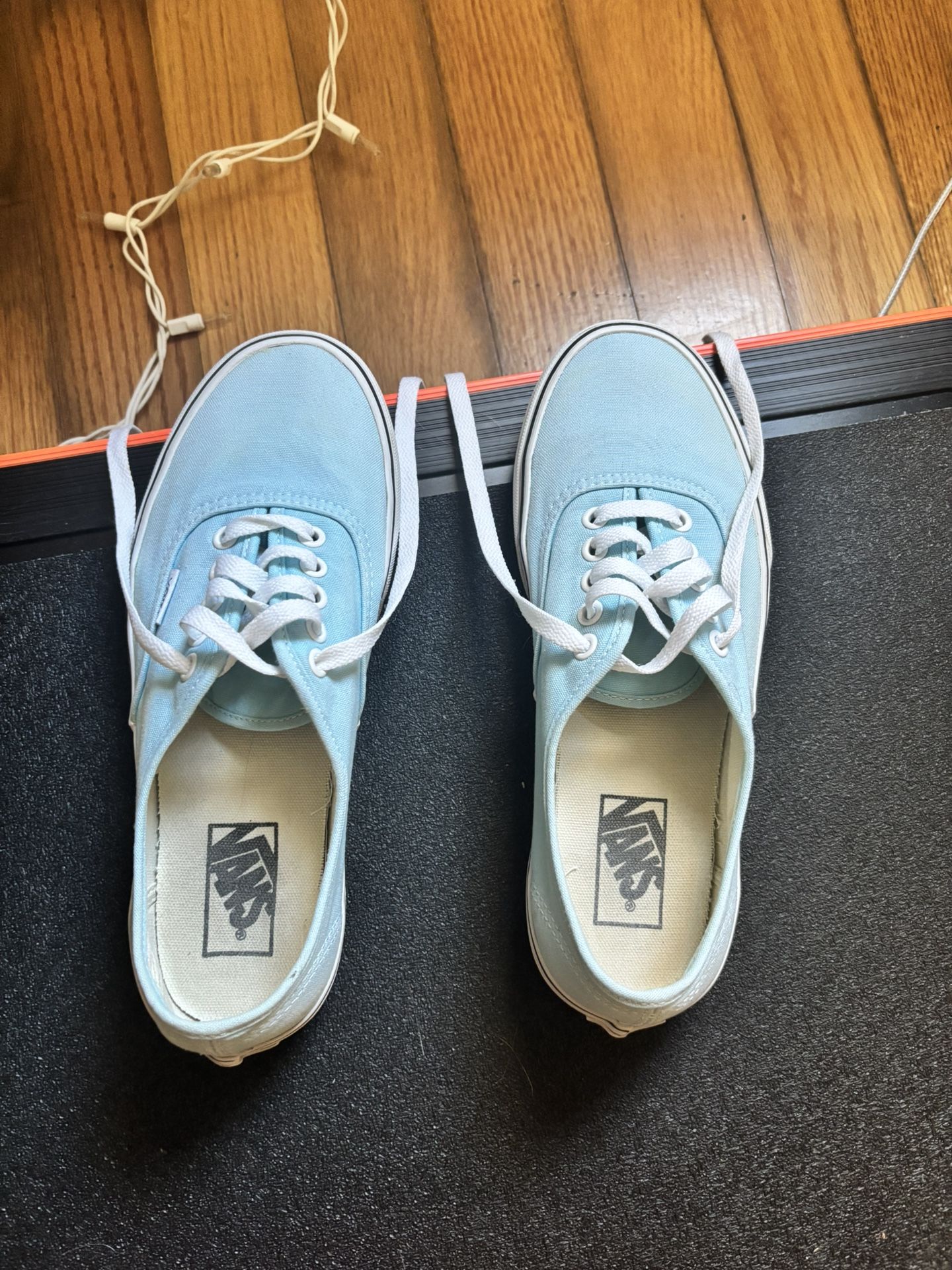 Light Blue Vans Size 9 Women’s 