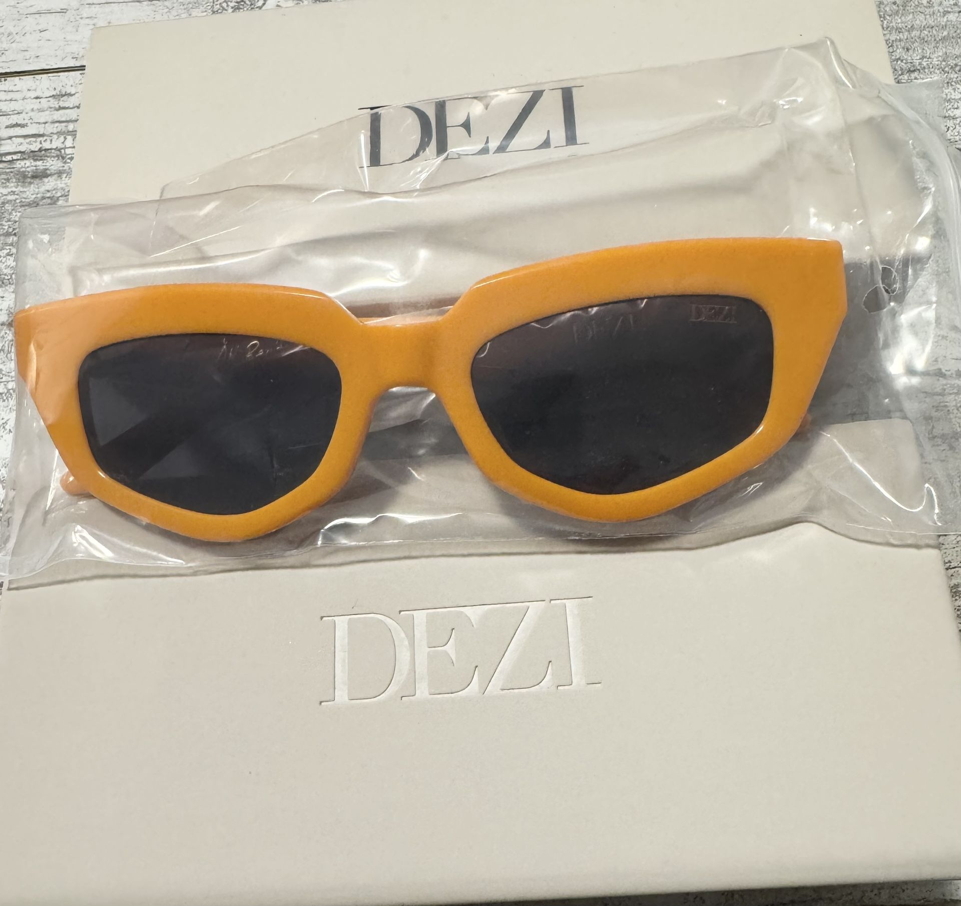 Dezi sunglasses