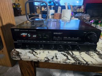 Denon DRA-425R is a vintage AM/FM stereo receiver