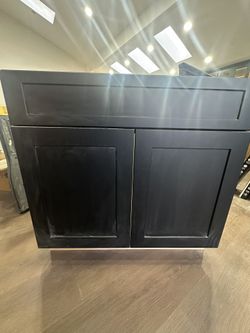 Sink Base Cabinet (Artisanal Ebony)