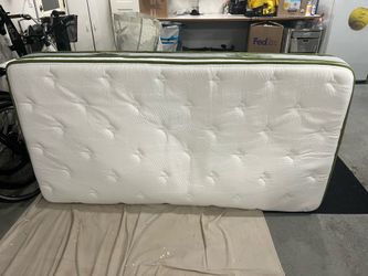 Twin Mattress - Excellent Condition