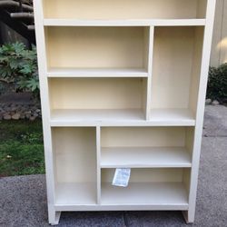 Bookshelf 
